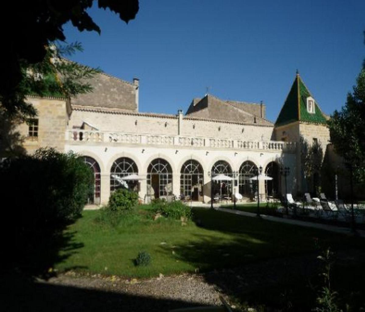 Les Galeries De Beaulac Pézenas Dış mekan fotoğraf